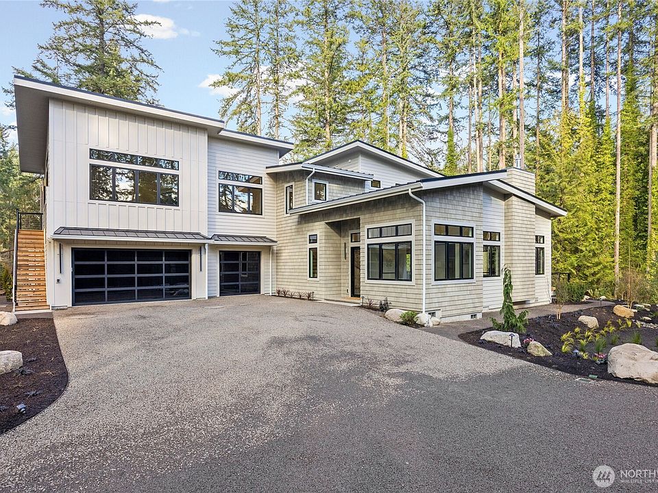 1st image of 13982 Manzanita Road NE