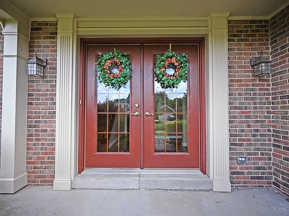 4th image of 7664 Hampton Place Ln