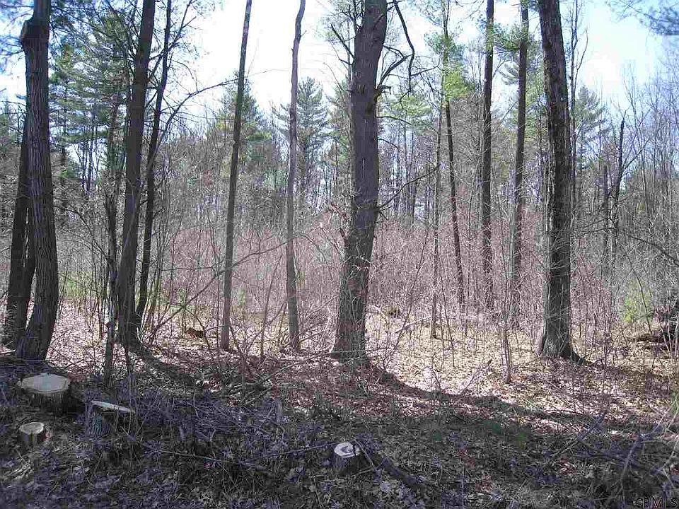2nd image of 108 Robbins Rd