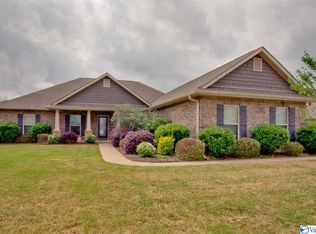 211 Harbor Glen Dr SW, Madison, AL 35756