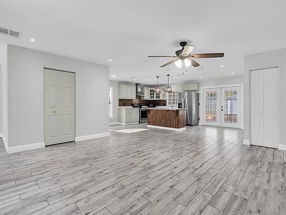 5th image of 6832 Swain Ave
