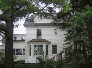 44 McKenna Rd APT 3, Norwich, VT 05055