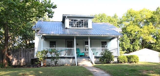 1st image of 510 Saint Johns Rd