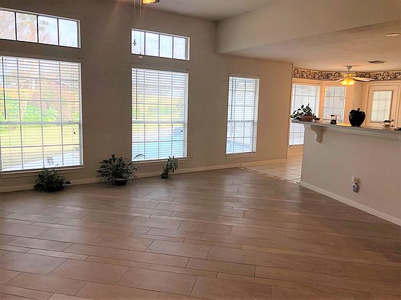 5th image of 6307 Turtle Creek Dr