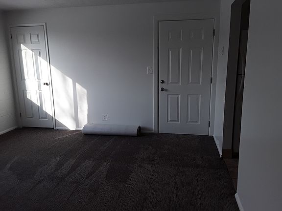 4th image of 197 N Pingree Ave #4