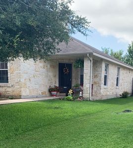 100 Javelina Trl, Bastrop, TX, 78602