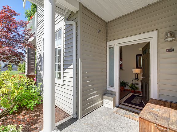 2nd image of 1855 Trossachs Blvd SE Unit 202