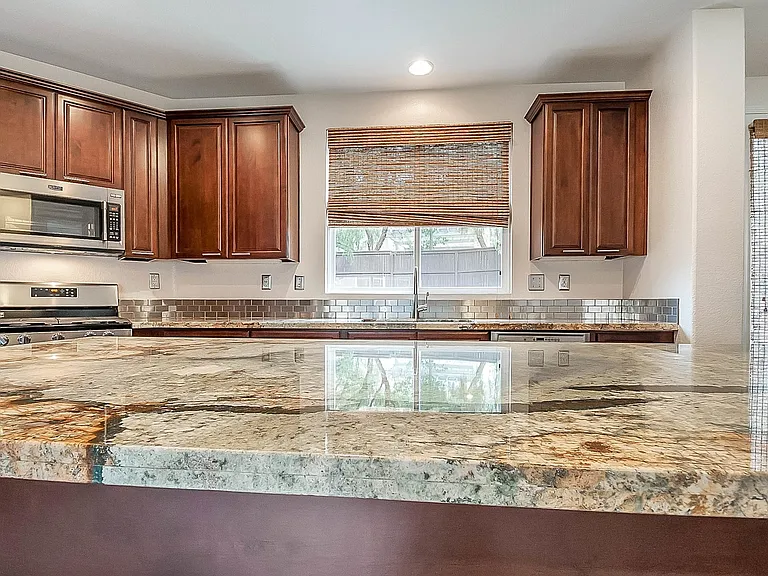 32440 Angelo Dr — Photo 4
