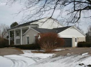 State Line Rd, Ottawa lake, MI 49267