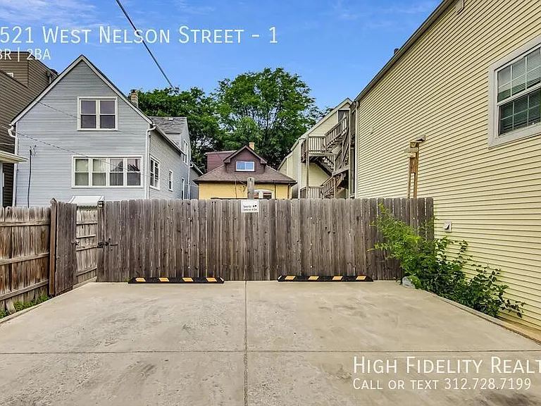 1521 W Nelson St #1 — Photo 30