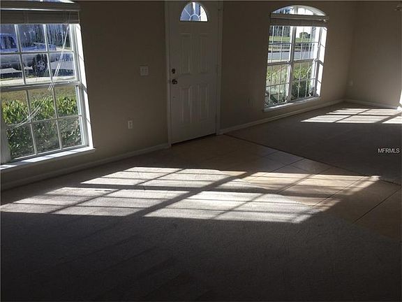 4th image of 15526 Merlin Ave