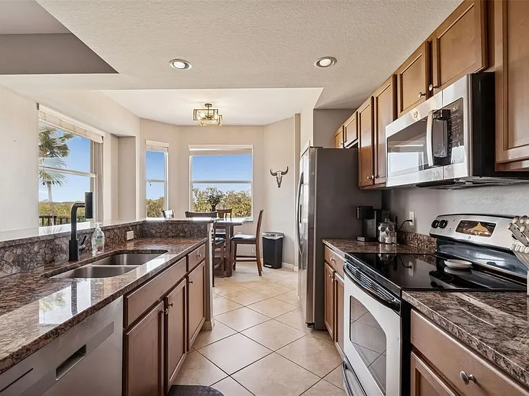 7607 Grand Estuary Trl #302 — Photo 38