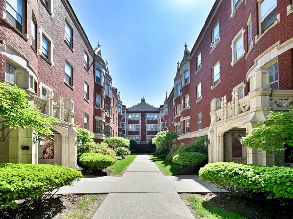 226 N Oak Park Ave APT 3N, Oak Park, IL 60302