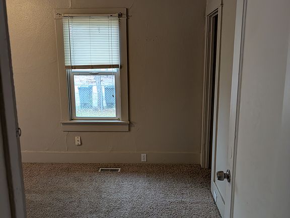 3rd image of 1635 Grand Ave