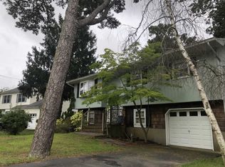 91 Holly Tree Ln, Toms River, NJ 08753