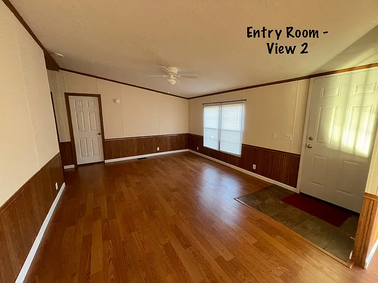 1934 Keyes Rd — Photo 3