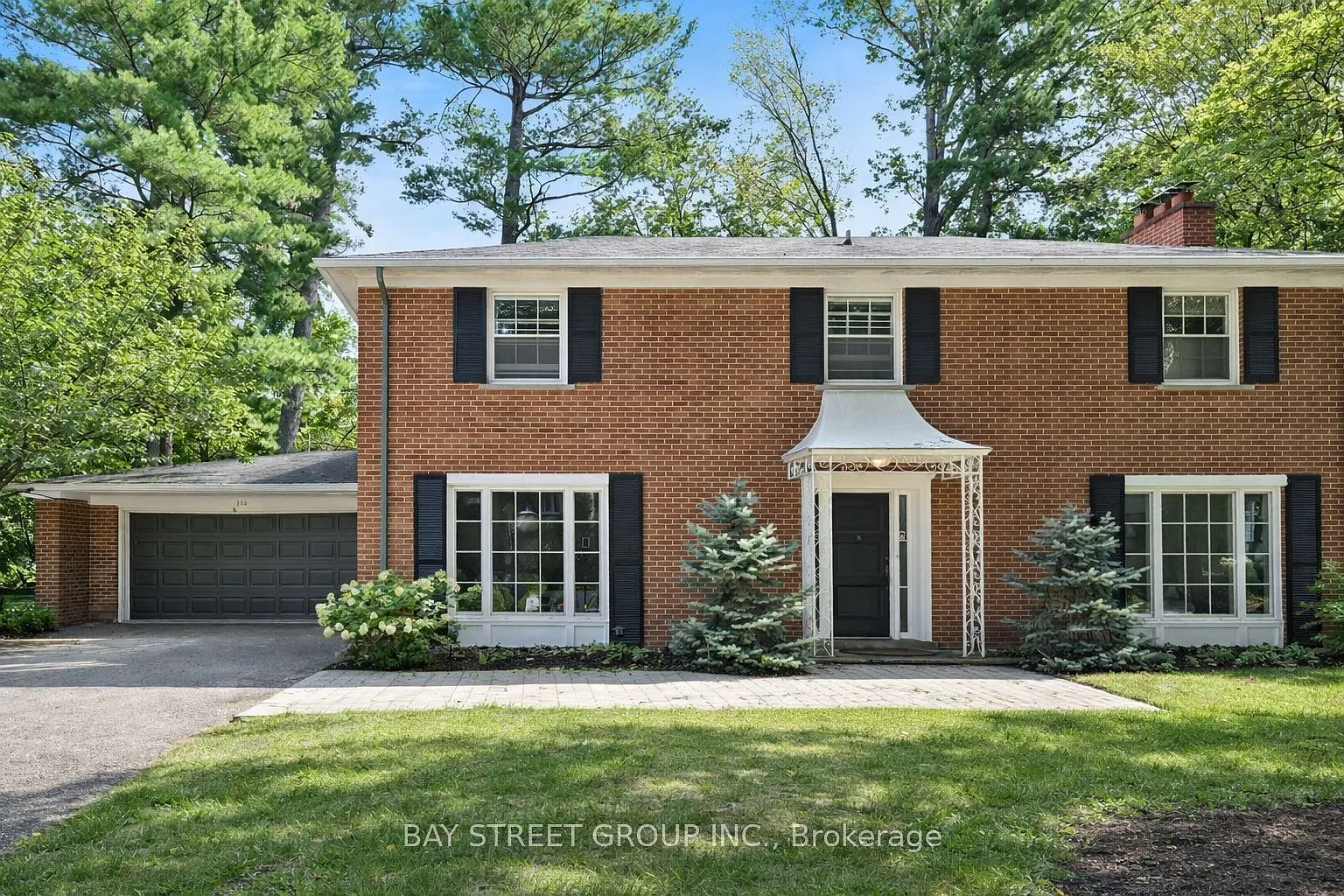 4 bed, $5,000 — Photo 1