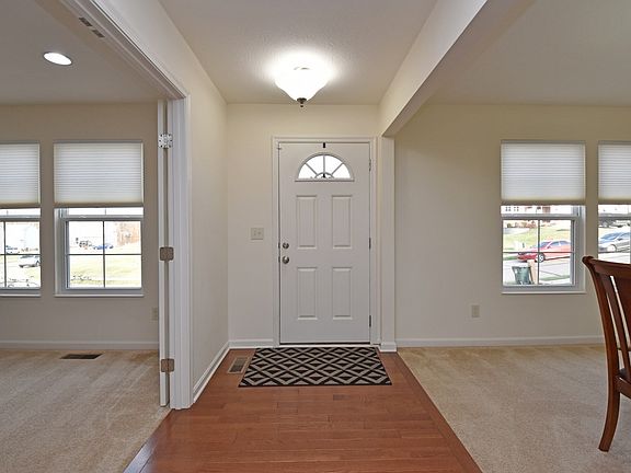 3rd image of 9860 Cedar Cove Ln