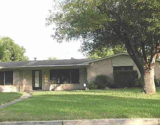 1st image of 402 LANGLEY BLVD