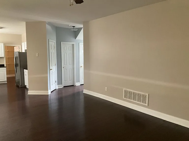 22 N Sweetbriar Ln — Photo 6