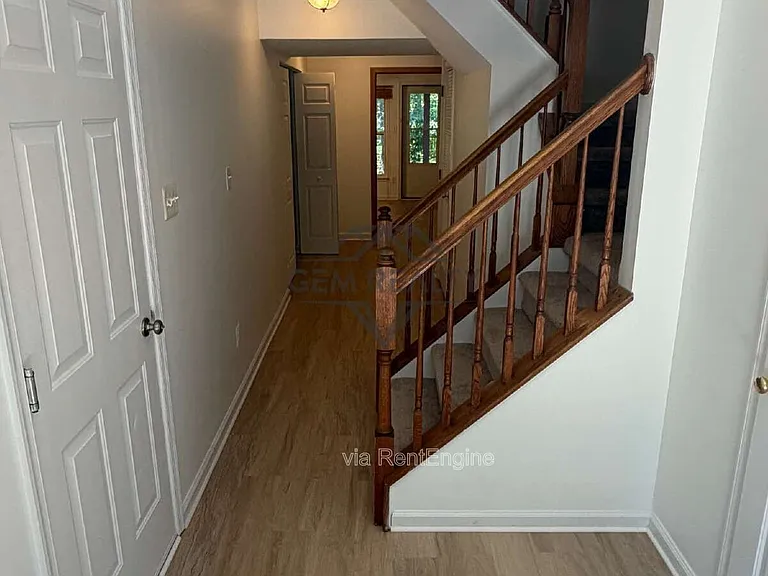 4710 Turnberry Dr — Photo 40