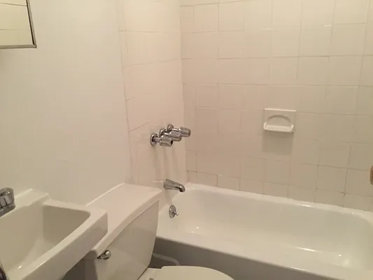 Rented by GPA Realty | media 10