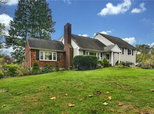 316 Riverside Ave, Riverside, CT 06878