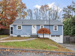 26 Curve St, Wakefield, MA 01880