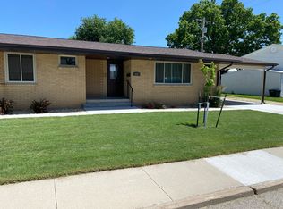 205 S Poplar St, Beloit, KS 67420