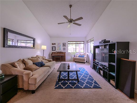 5th image of 472 Newhope Dr