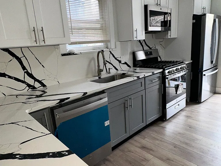 335 Summit Ave #1 — Photo 1