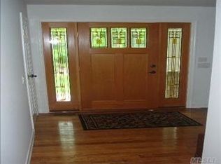 3 Neighborhood Dr, East Hampton, NY 11937