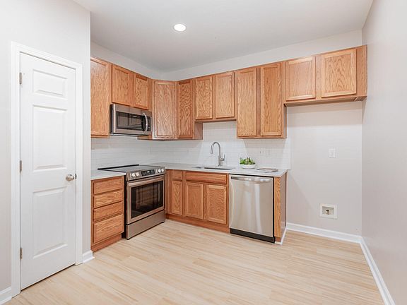 5th image of 311 Gilman Ln Unit 107