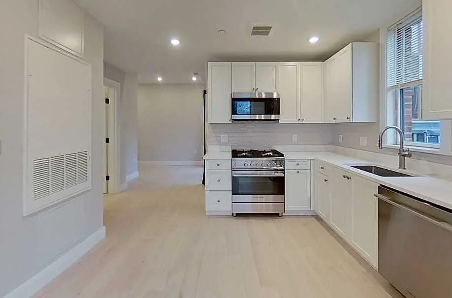 1 bed, $2,795 — Photo 2