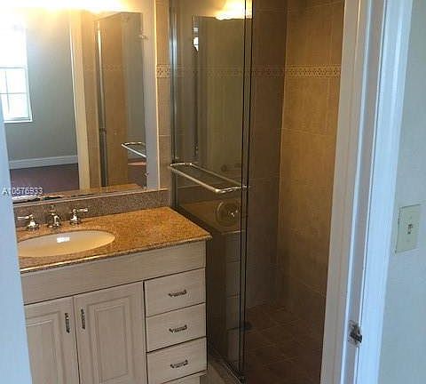 5th image of 715 SW 148th Ave APT 609