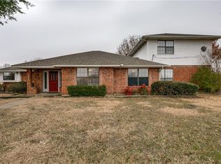 101 Pebble Ridge Ct, Ovilla, TX 75154