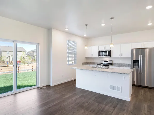 7359 27th St, Greeley, CO 80634