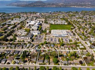 2930 Gordon Dr, Kelowna, BC V1W3R3