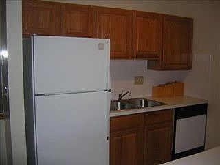 3rd image of 35215 Greenwich Ave
