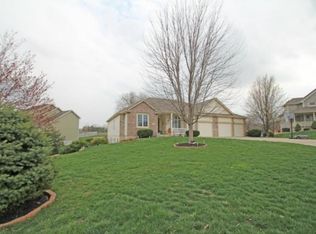 18131 Cypress Bnd, Bonner Springs, KS 66012