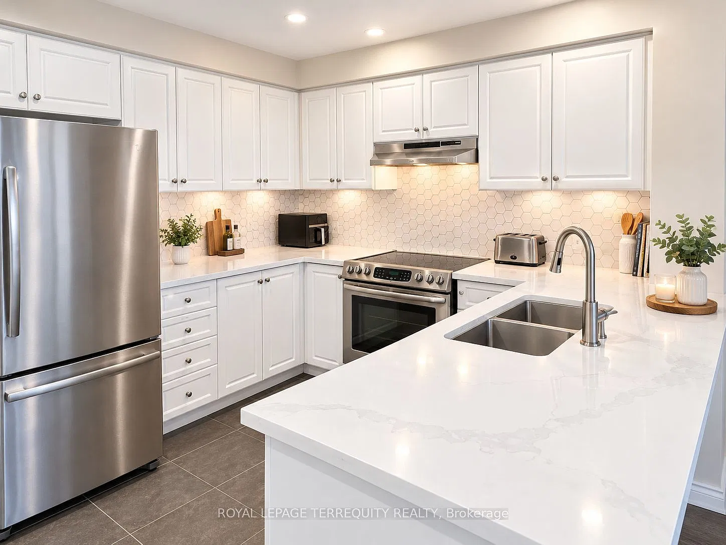 3 bed, $3,000 — Photo 4