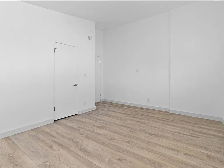 1151 N Peck Ave — Photo 48