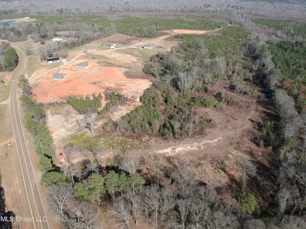 10409 Highway 21, Forest, MS 39074