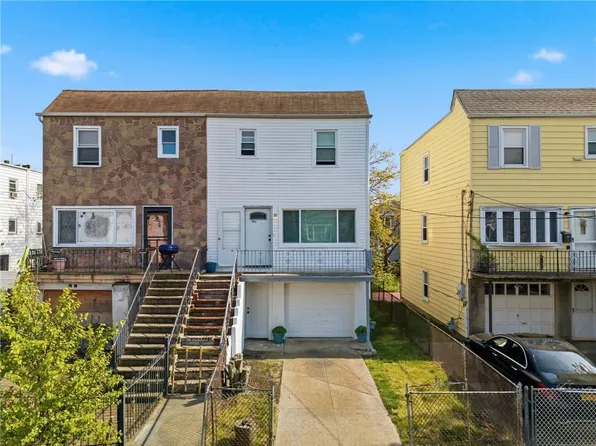 7211 Burchell Ave, Arverne, NY 11692