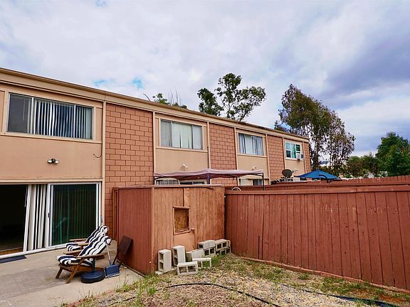 3rd image of 8685 Mellmanor Dr