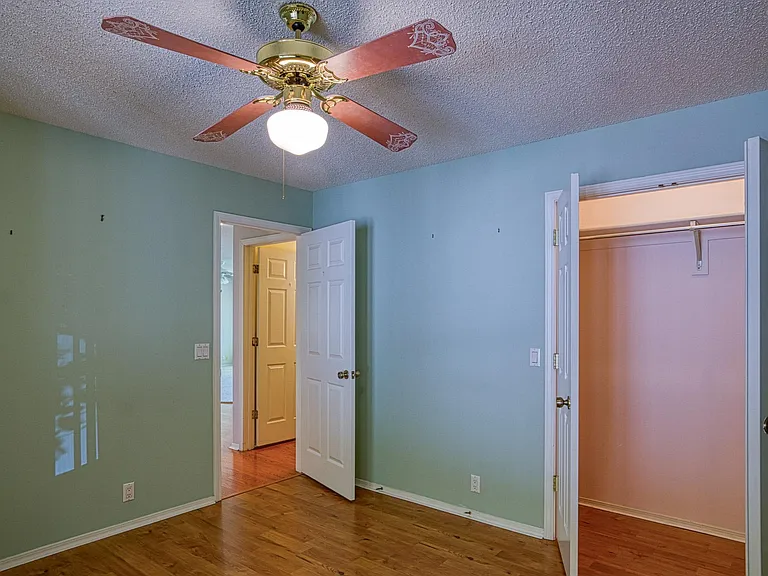 46 Acceso Cir — Photo 11
