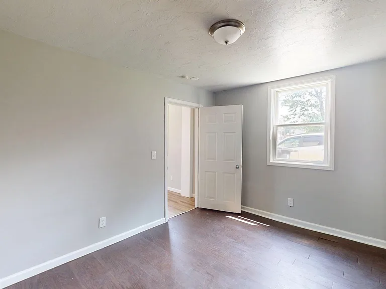 7023 Clark Ave — Photo 11