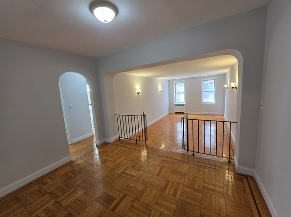 182 Bennett Ave APT 2J