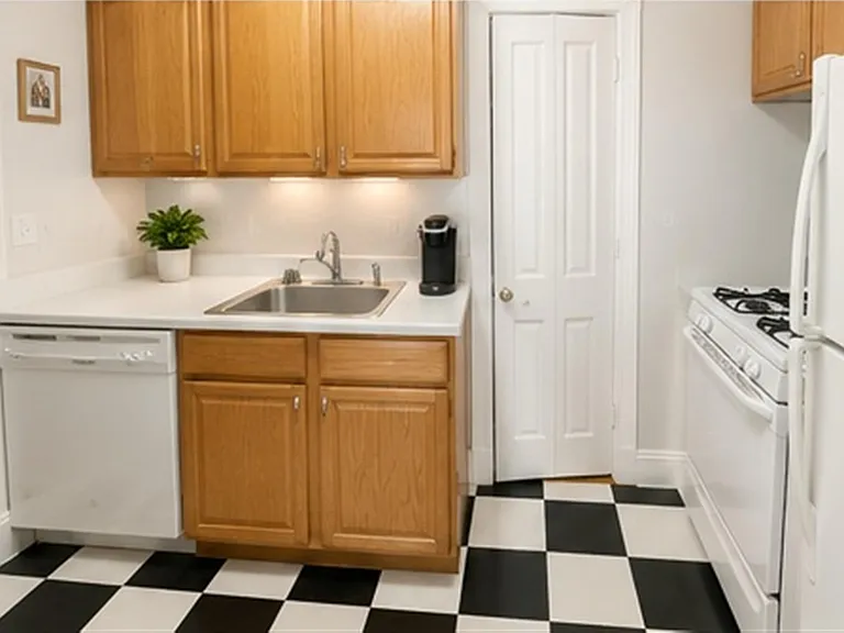 194 Central St #2 — Photo 8