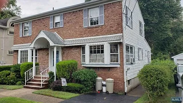 73 Spring Ave photo 1